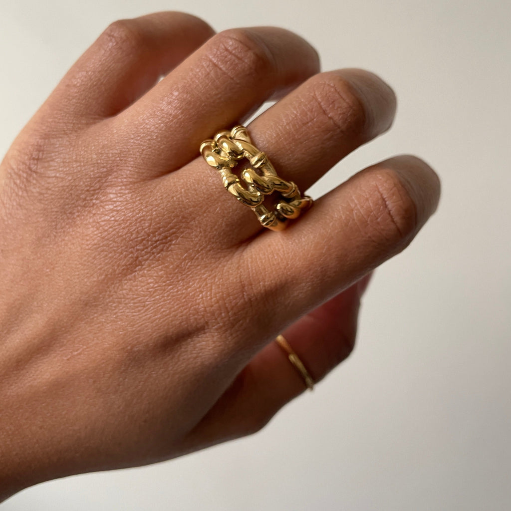 Amena Ring